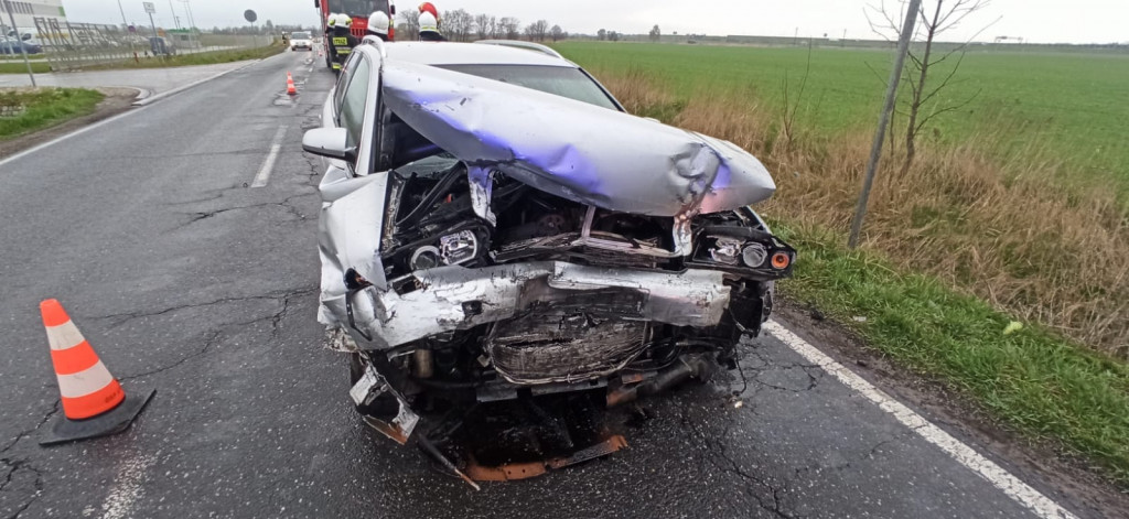 Szałsza. BMW uderzyło w audi