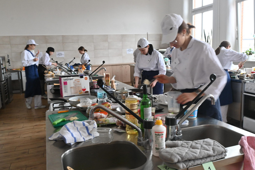 Tarnowskie Góry. Konkurs kulinarny z jabłkiem