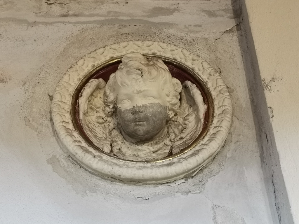 Polichromie sprzed 120 lat w  kościele Zbawiciela