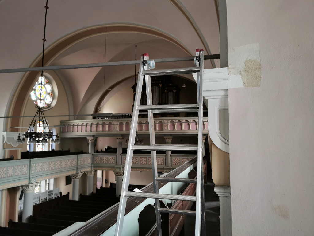 Polichromie sprzed 120 lat w  kościele Zbawiciela