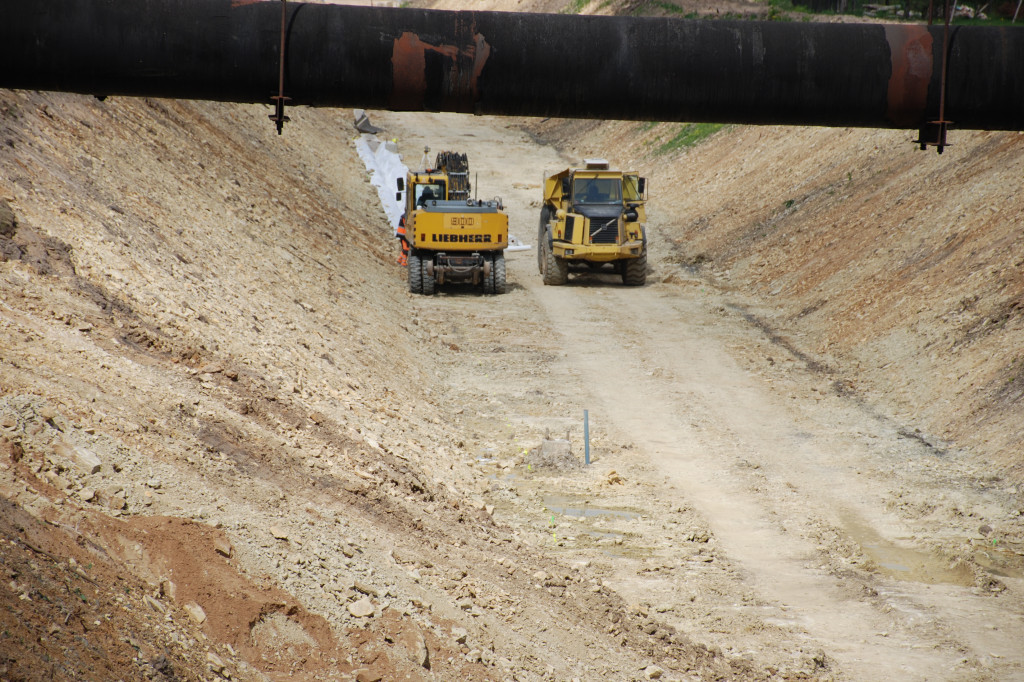 Postępuje budowa kolei do lotniska
