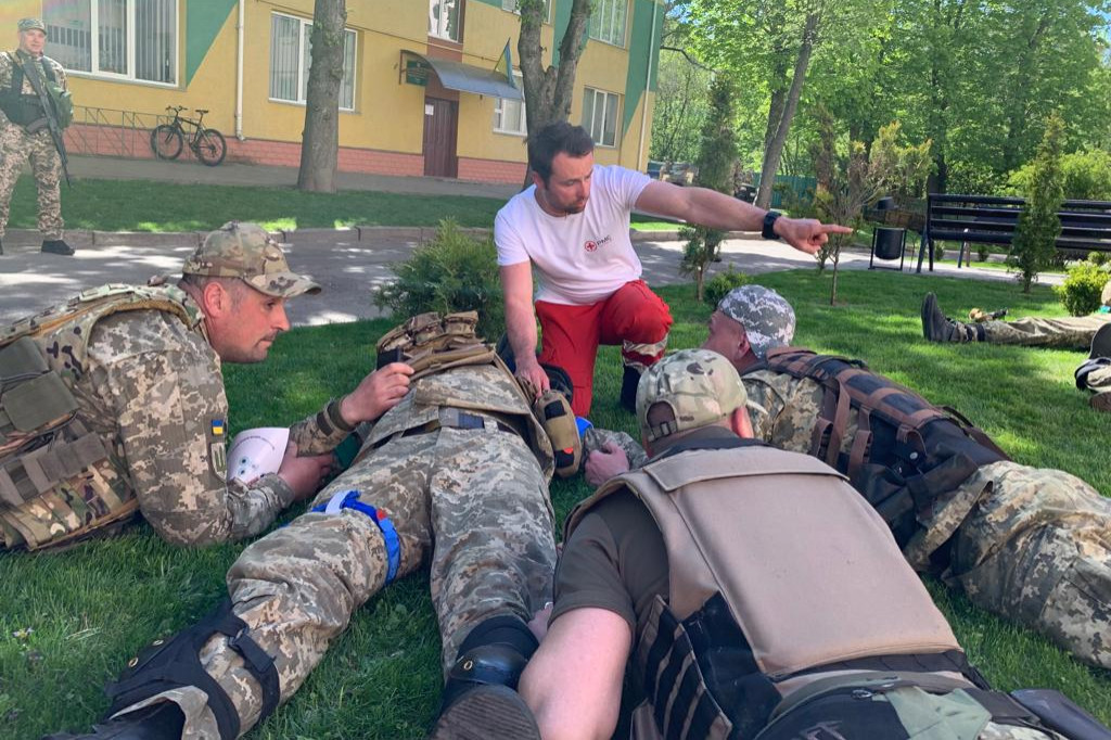 Tarnogórzanin Marcin Feldmann pomaga na Ukrainie