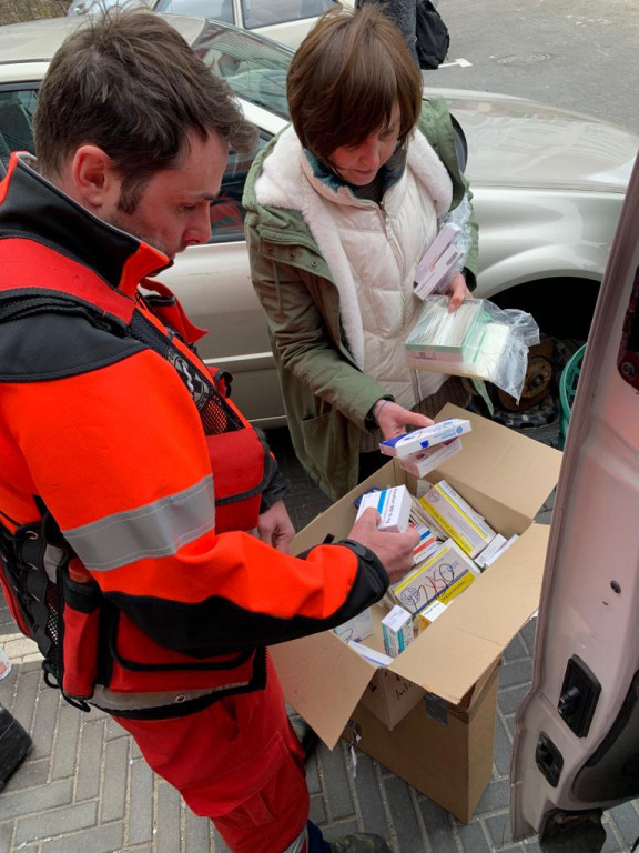 Tarnogórzanin Marcin Feldmann pomaga na Ukrainie