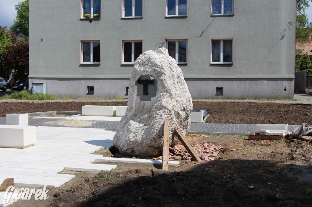 Tarnowskie Góry. Głaz waży osiem ton