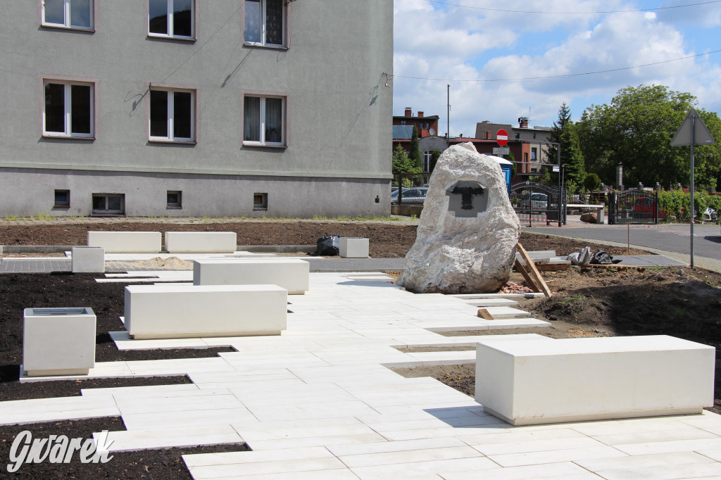 Tarnowskie Góry. Głaz waży osiem ton