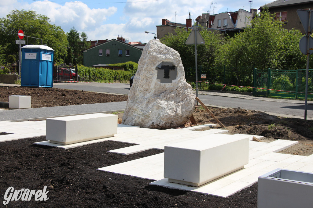 Tarnowskie Góry. Głaz waży osiem ton