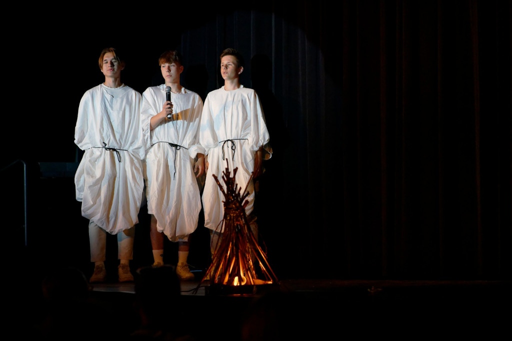 Uczniowie z Radzionkowa wspólnie na scenie