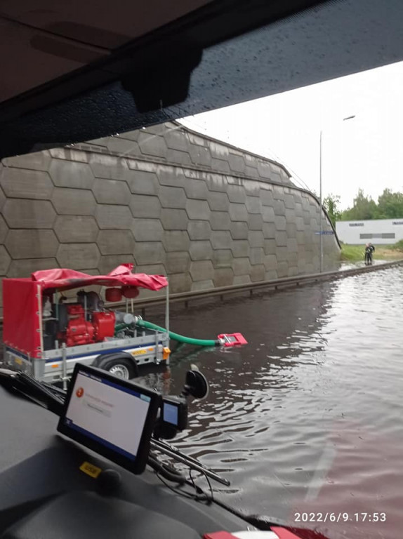 Piekary Śląskie w wodzie po przejściu burzy