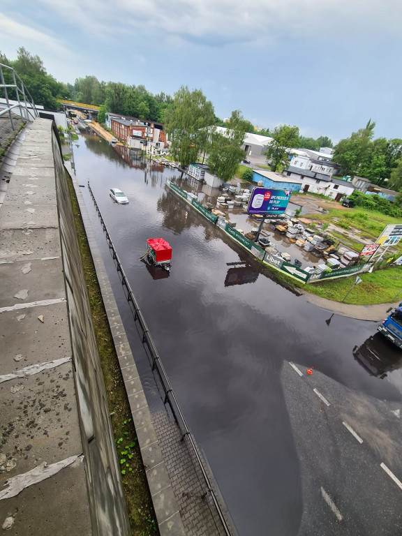 Piekary Śląskie w wodzie po przejściu burzy