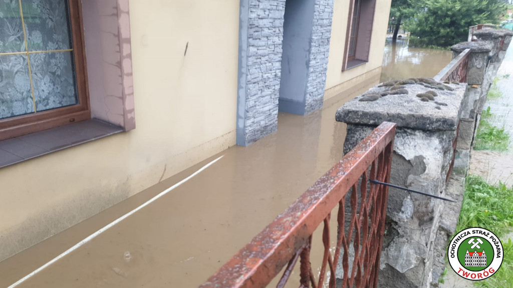 Zalane drogi, zalane domy. Skutki ulewy