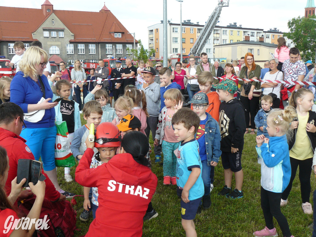Dni Radzionkowa. Piątek ze strażakami