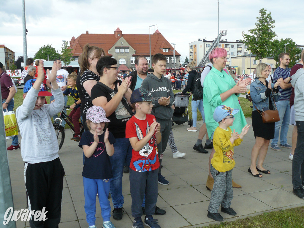 Dni Radzionkowa. Piątek ze strażakami