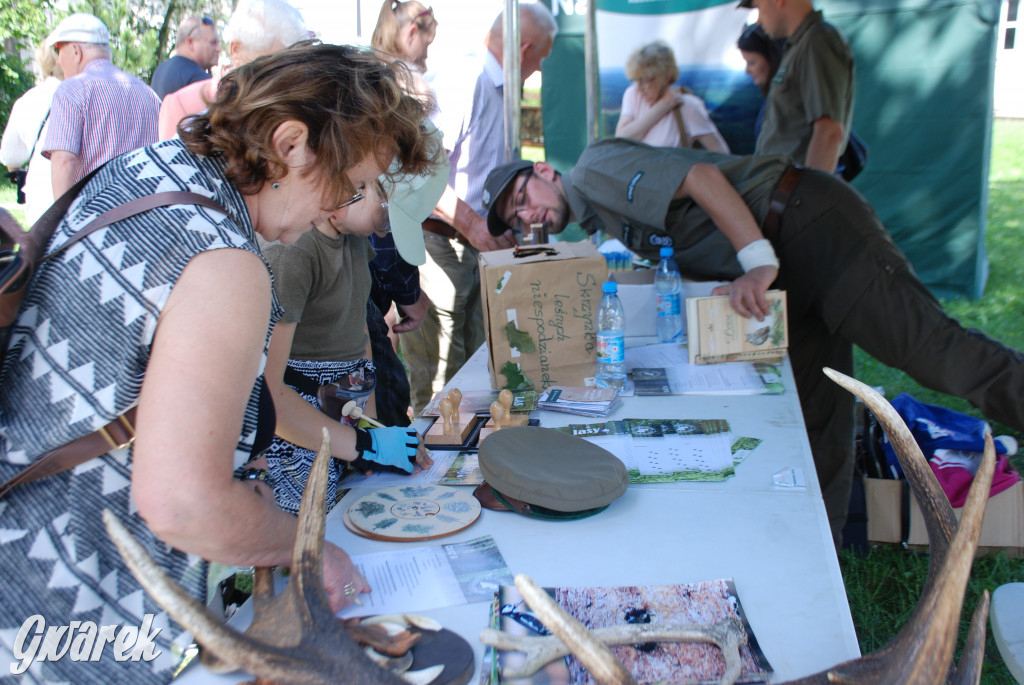 Trwa piknik łowiecki Cietrzewisko