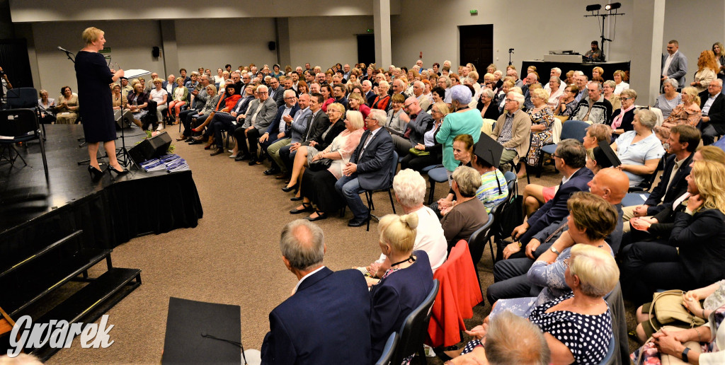 Tarnogórski Uniwersytet Trzeciego Wieku ma 15 lat