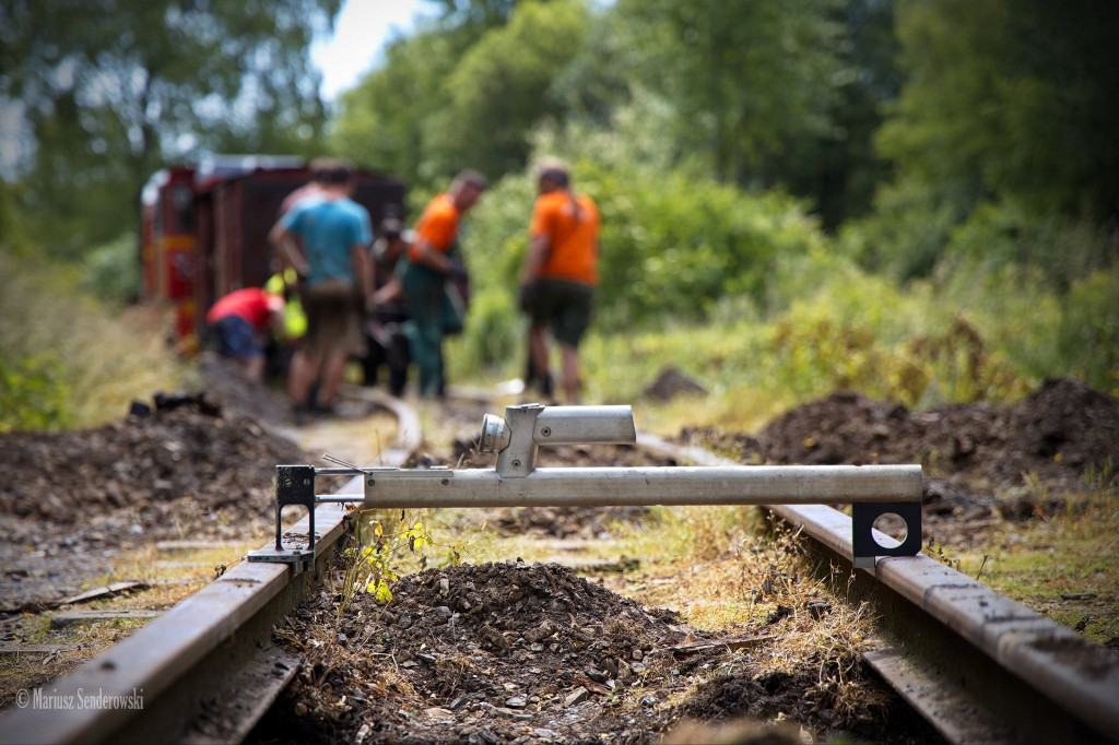 Wąskotorówka. Na torach praca wre