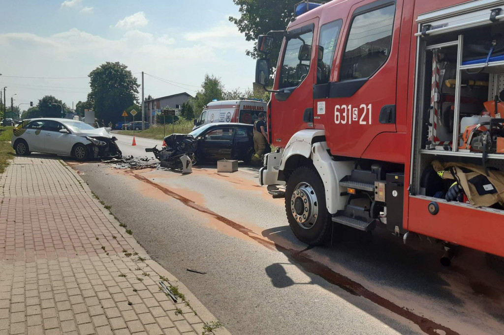 Tarnowskie Góry. Zderzenie dwóch samochodów