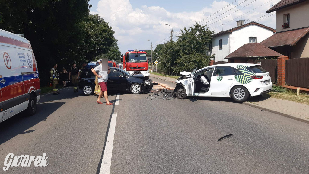 Tarnowskie Góry. Zderzenie dwóch samochodów