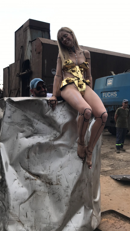 Olmet. Dochód z kalendarza na ukraiński sierociniec