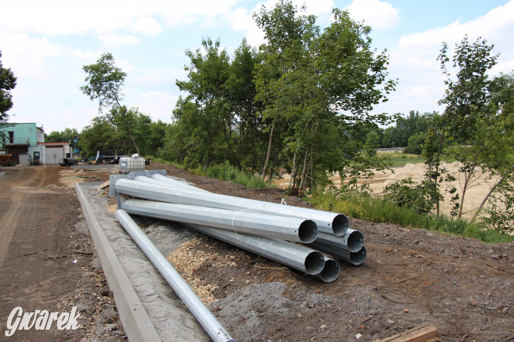 Tarnowskie Góry. Budują boiska przy Gwarku