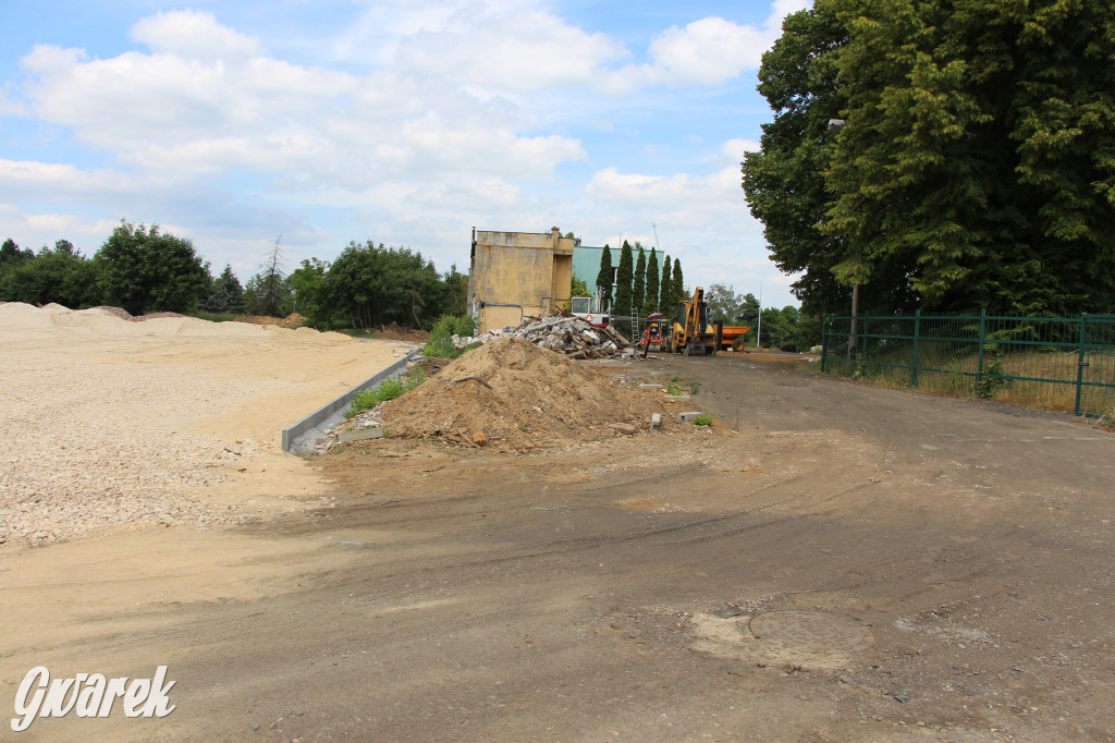 Tarnowskie Góry. Budują boiska przy Gwarku