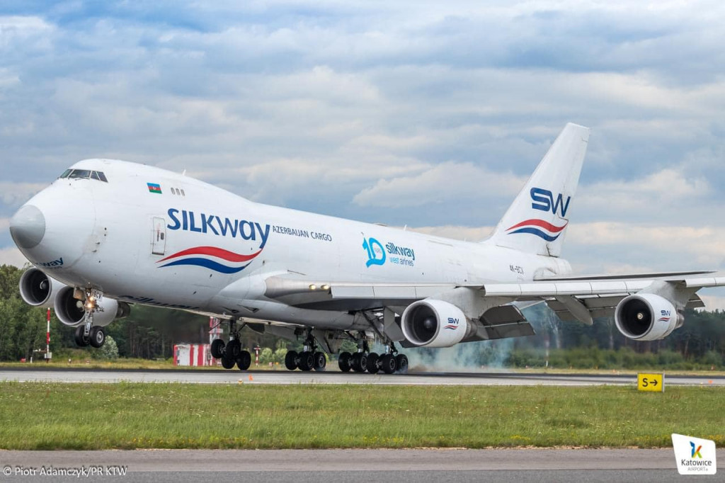 Jumbo jet na lotnisku w Pyrzowicach