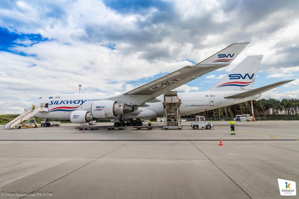 Jumbo jet na lotnisku w Pyrzowicach