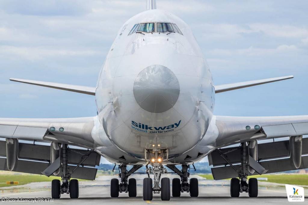 Jumbo jet na lotnisku w Pyrzowicach