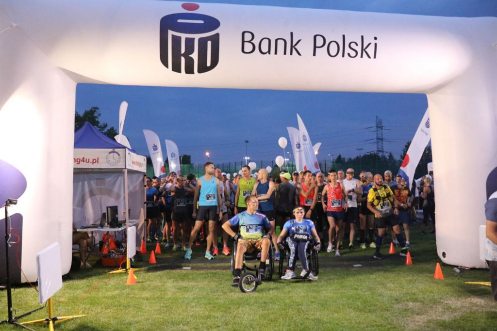 Nocne bieganie w Piekarach Śląskich