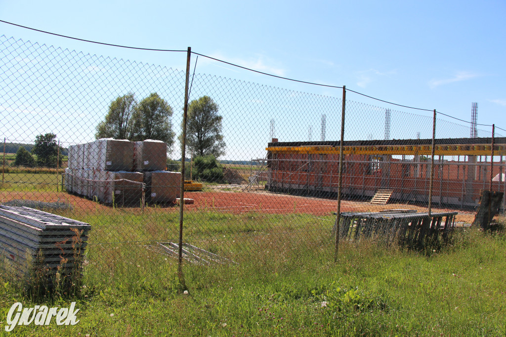 Budują salę gimnastyczną przy szkole