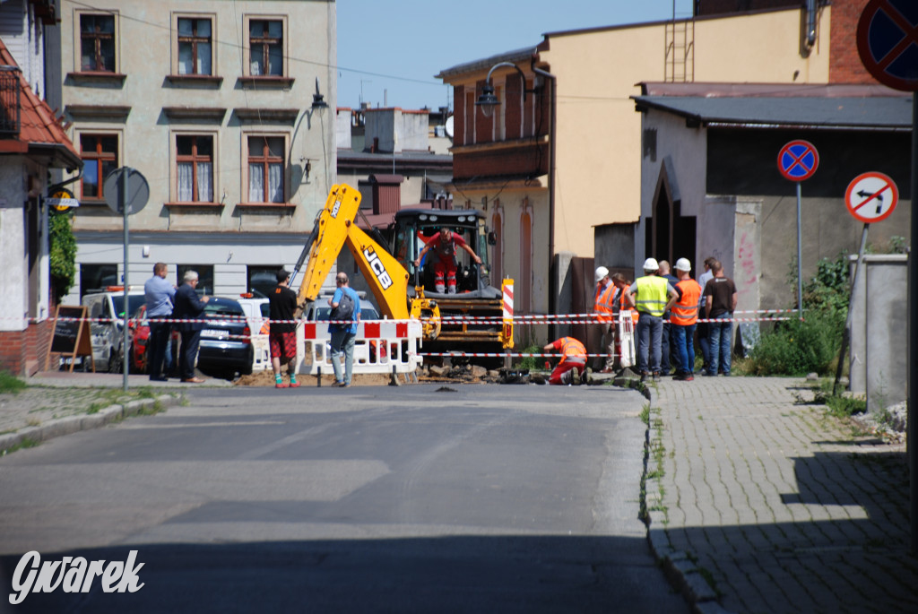 Zapadlisko na ul. Lewka w Tarnowskich Górach