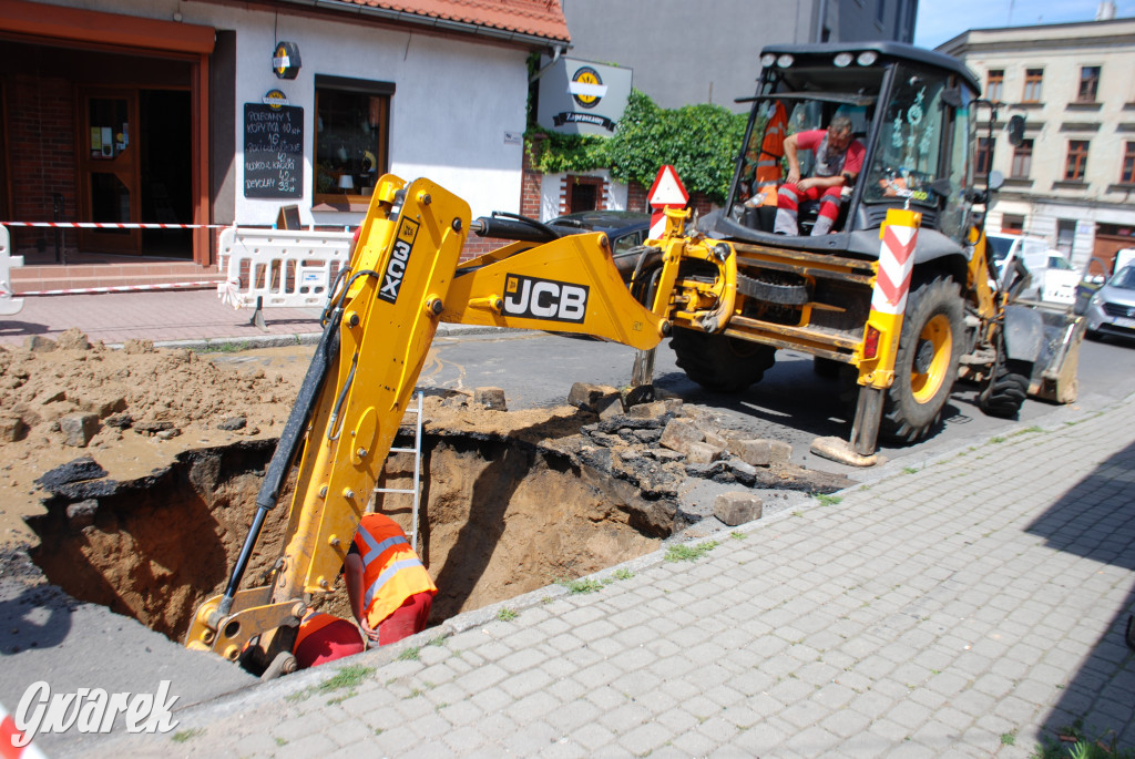 Zapadlisko na ul. Lewka w Tarnowskich Górach