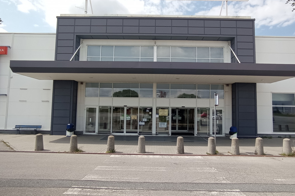 Dawny market Tesco przy ul. Zagórskiej