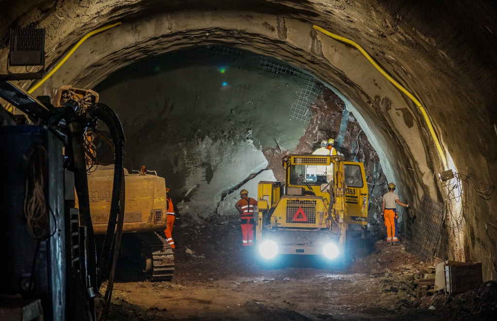 Budowa tuneli na drodze ekspresowej S1