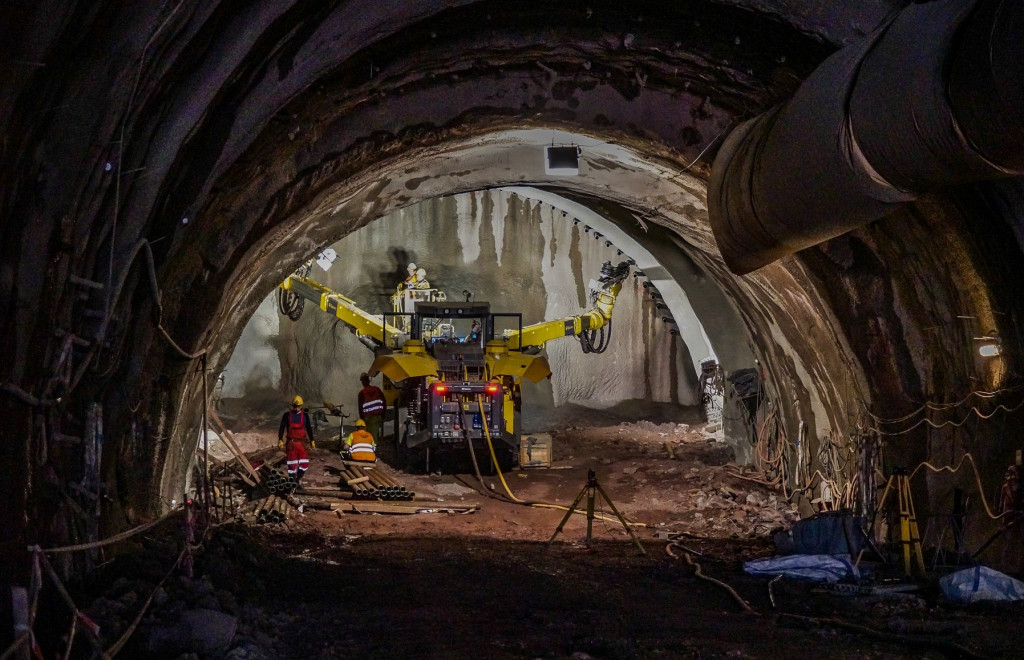 Budowa tuneli na drodze ekspresowej S1