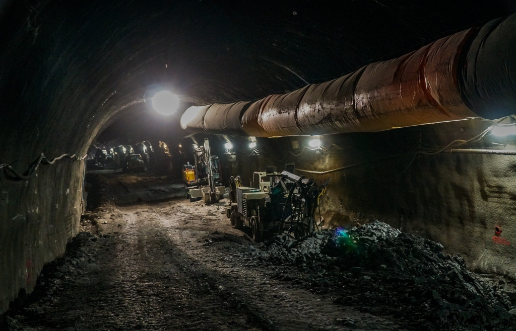 Budowa tuneli na drodze ekspresowej S1