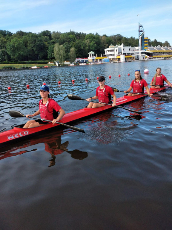 Medale kajakarek UKS Olimpijczyk Nowe Chechło