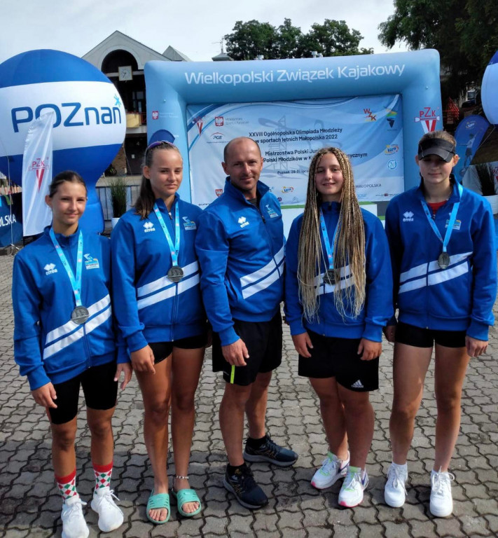 Medale kajakarek UKS Olimpijczyk Nowe Chechło