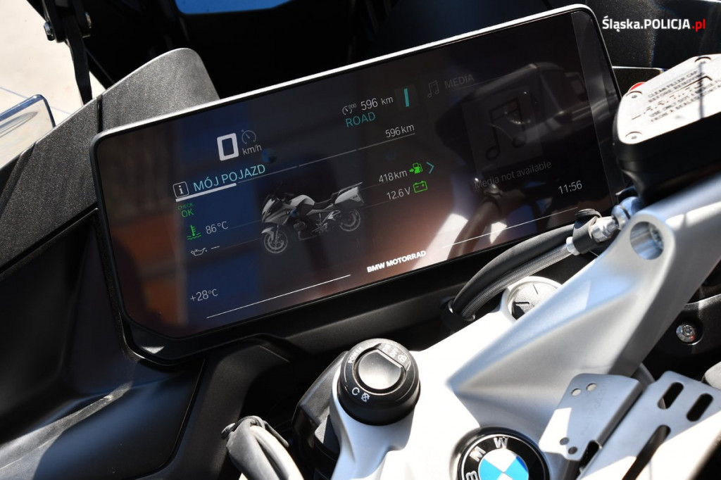 Nowe bmw dla policjantów z drogówki