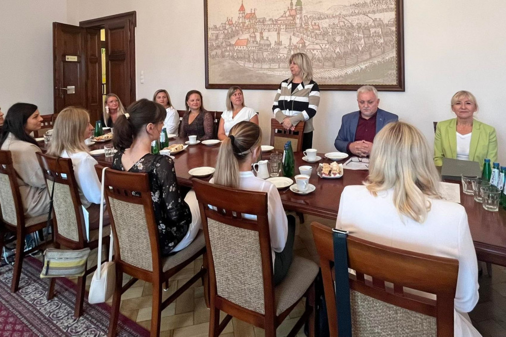 Nauczyciele odebrali akty mianowania