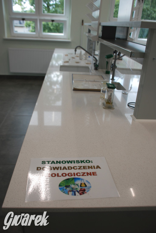 Chemik. Laboratoria otwarte