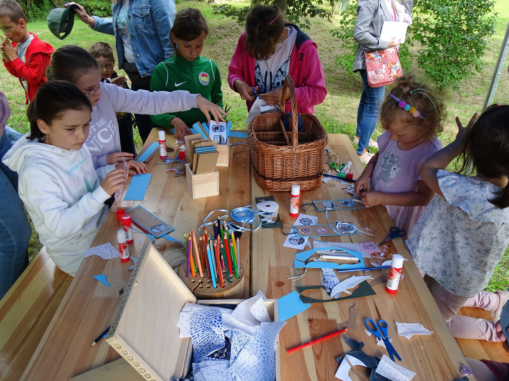 Piknik w ogrodzie botanicznym