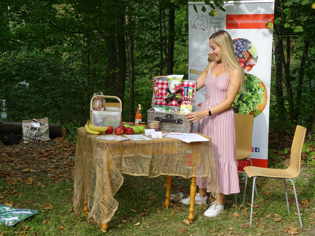 Piknik w ogrodzie botanicznym