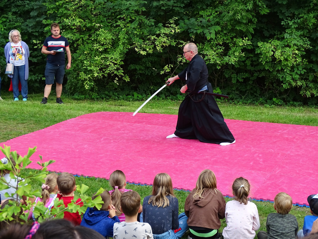 Piknik w ogrodzie botanicznym