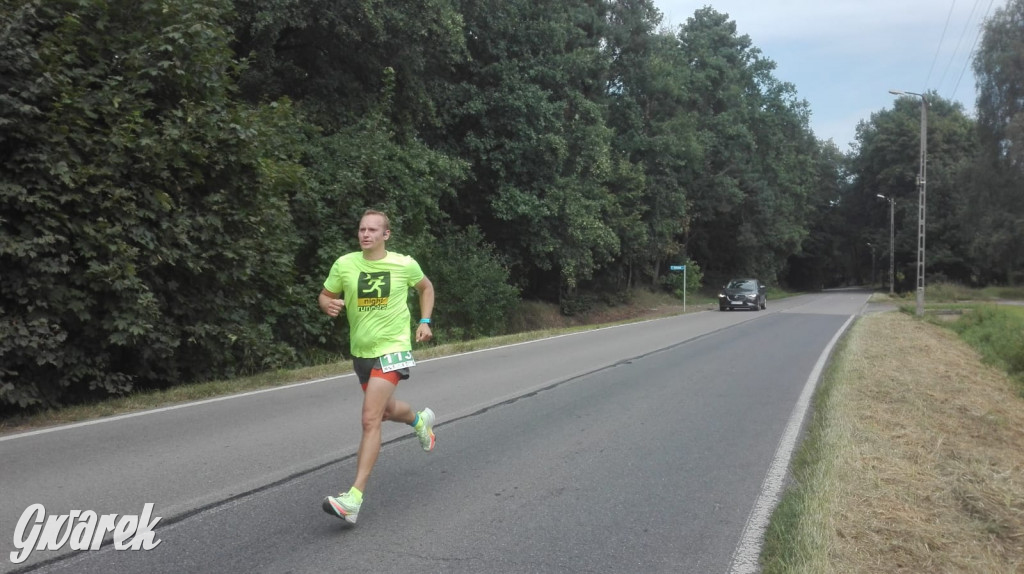 Biegowe zawody i pomidory