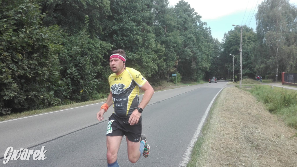 Biegowe zawody i pomidory