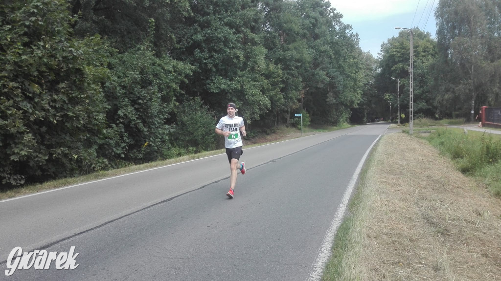 Biegowe zawody i pomidory