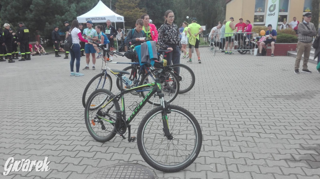 Biegowe zawody i pomidory