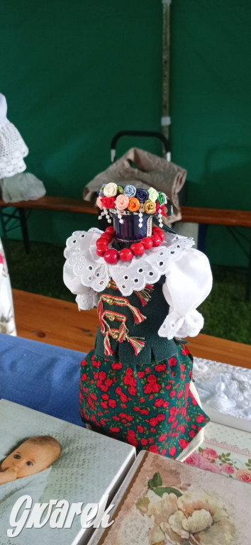 Dożynki w Świerklańcu. Na stoiskach rękodzieło i miody