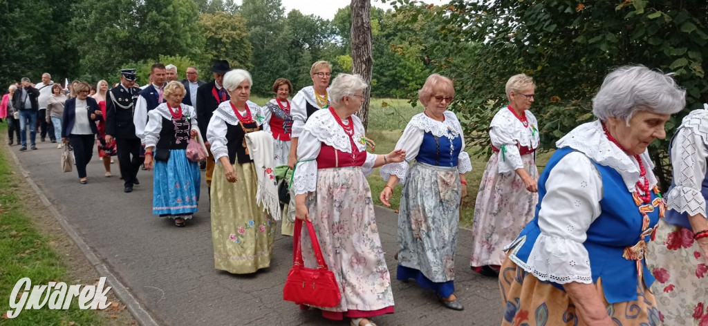 Dożynki w Świerklańcu: korowód i jarmark