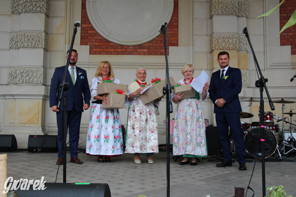 Dożynki w Świerklańcu: korowód i jarmark